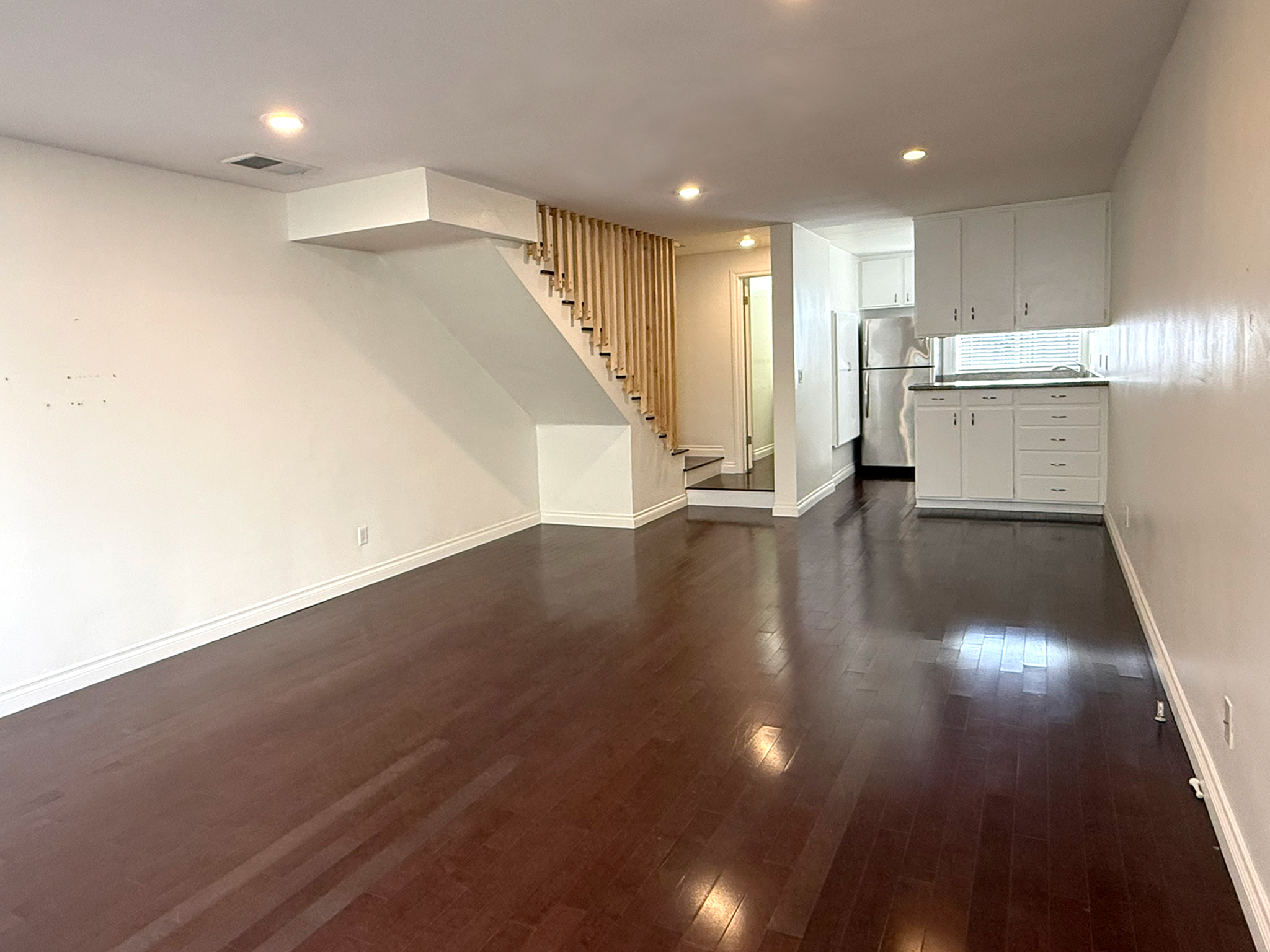 11652 Chenault Street - 9