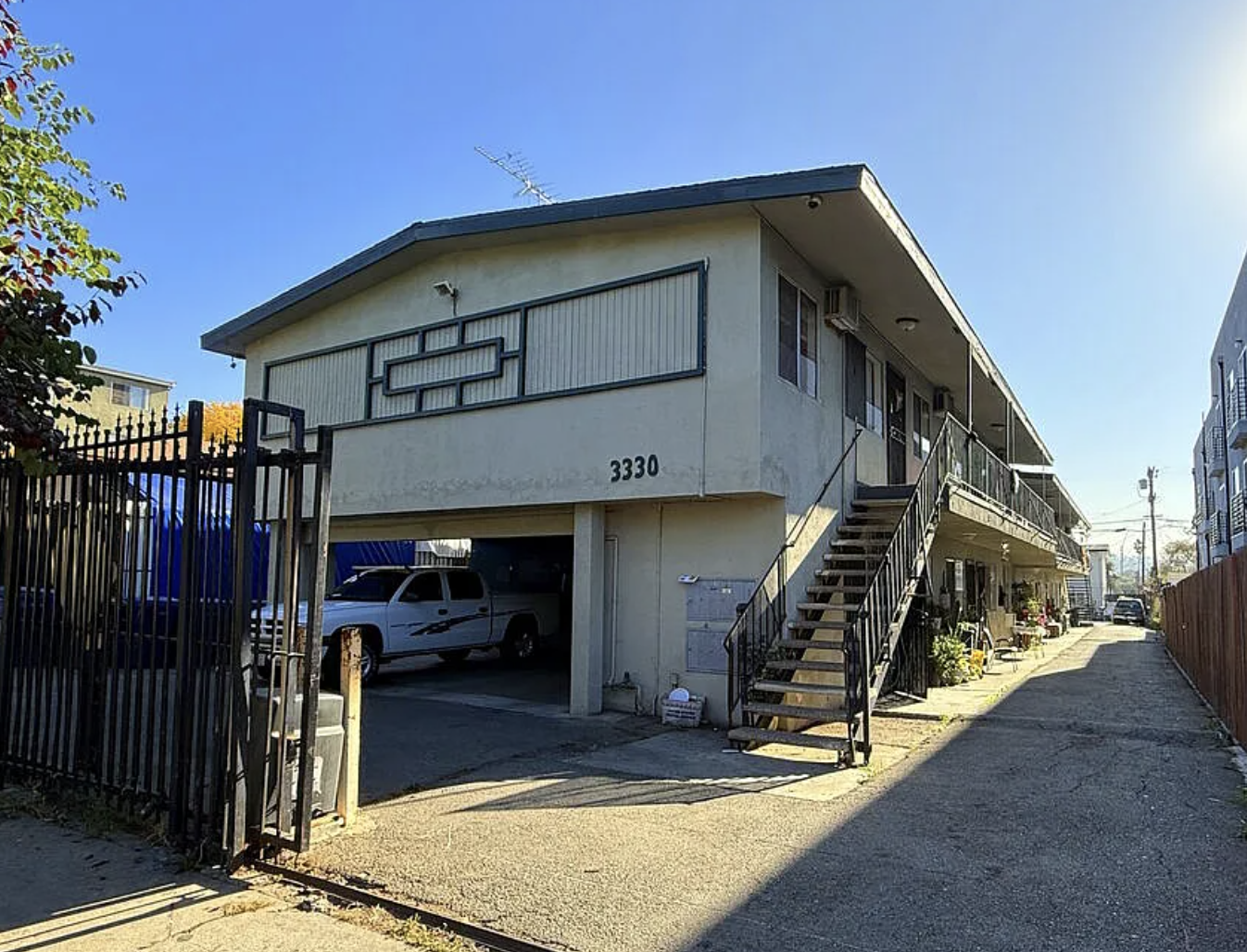 Property thumbnail image