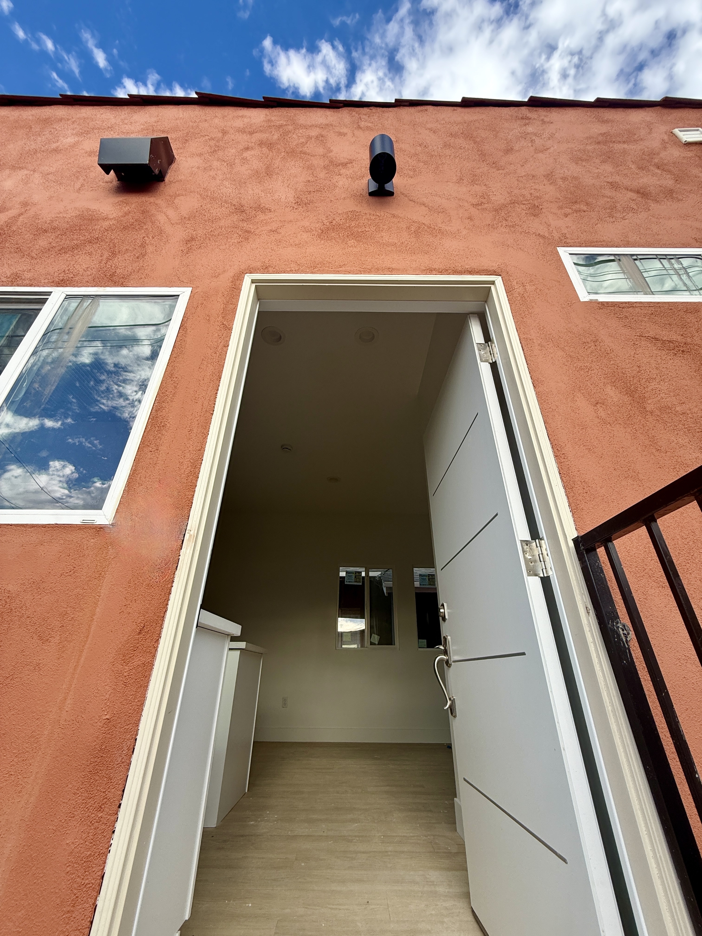 3130 1/2 Arvia Street